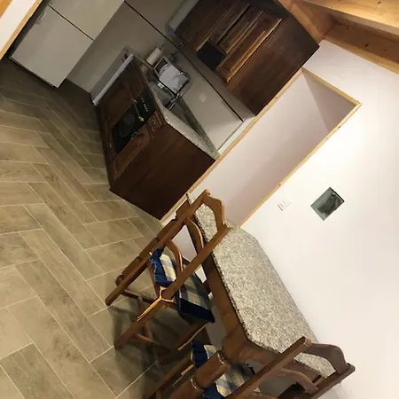 Апартаменты Studio In Luarca With Wonderful Mountain View And Enclosed Garden 700 M From The Beach