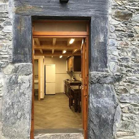 شقة Studio In Luarca With Wonderful Mountain View And Enclosed Garden 700 M From The Beach